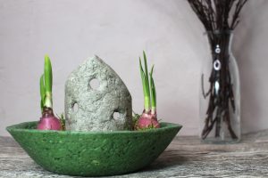 Dekoschale grün mit Deko