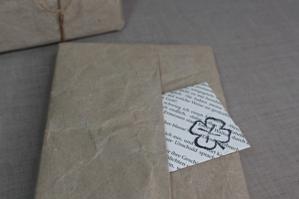 Briefumschlag Kleeblatt als Geschenkanhänger